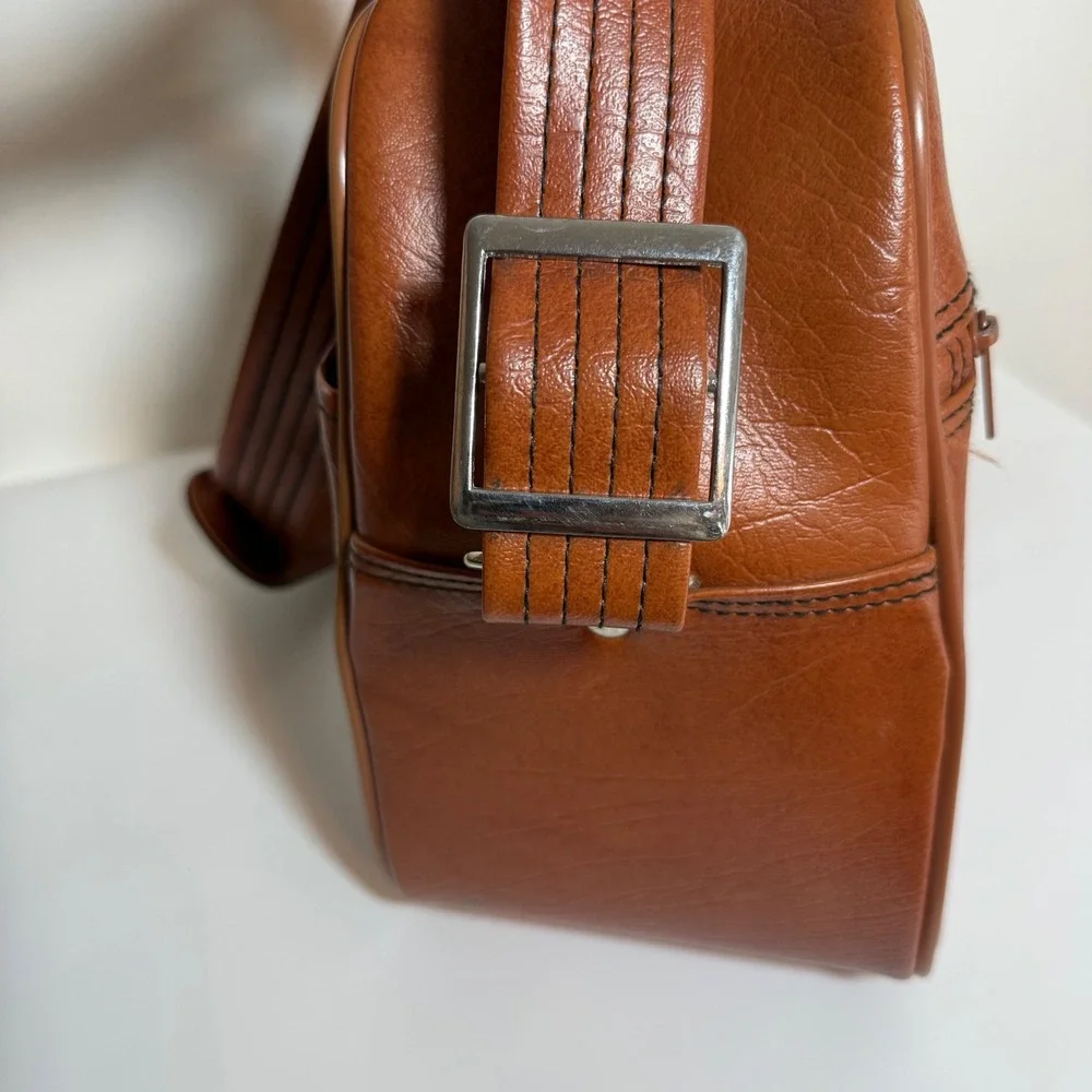 F.W. Woolworth Vintage Flight Bag Brown Faux Leather 70s Retro Carry On Academia